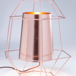 Stolní lampa Wire Copper.jpg