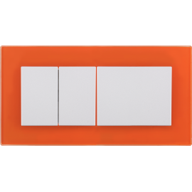 Decente vypínače v cihlově oranžovém rámečku