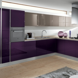Mood kuchyň lesklá fialová.jpg