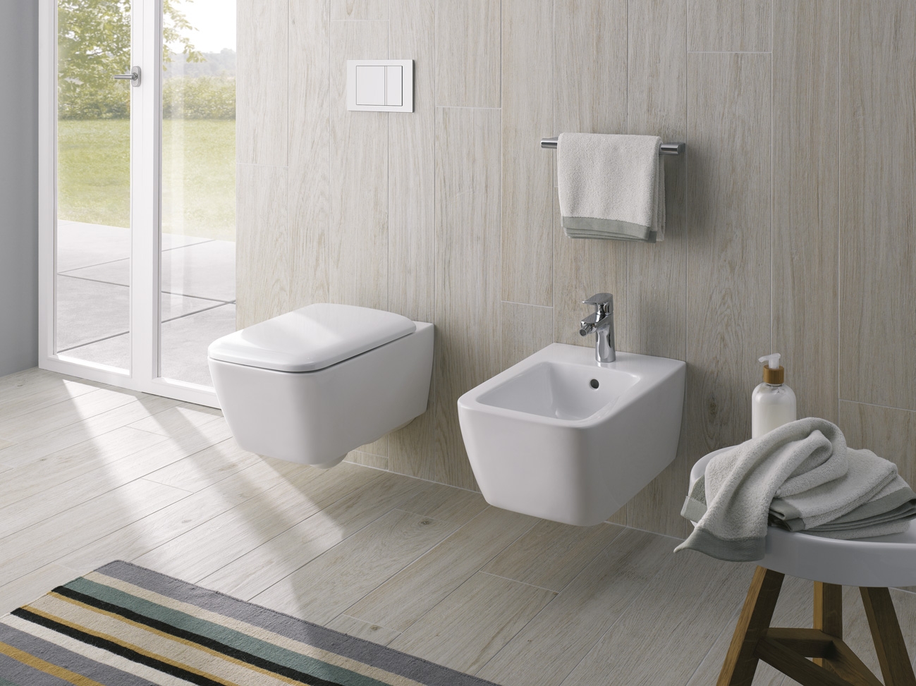 Life! závěsný bidet a WC