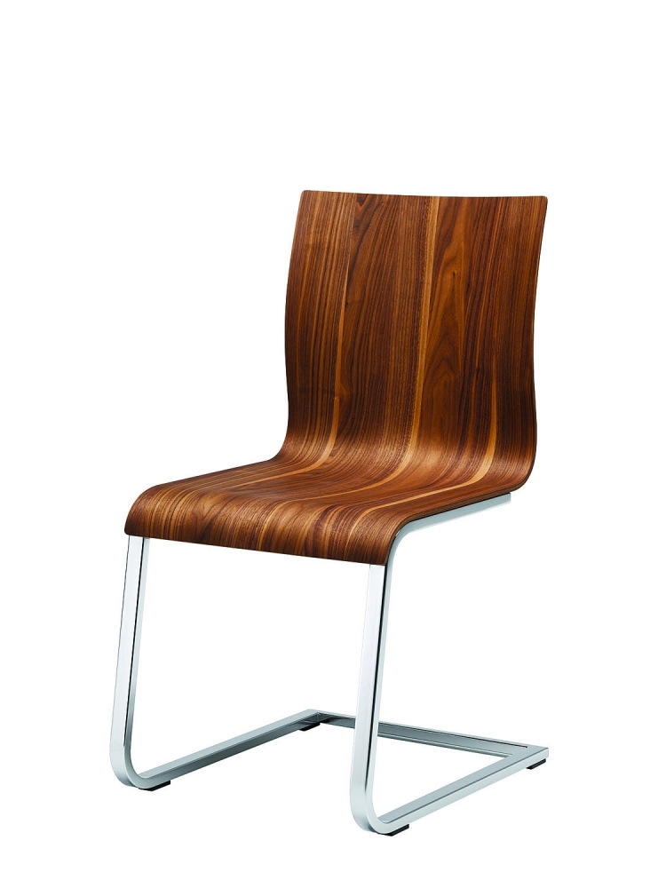 Magnum židle dřevěná na kovové bázi.