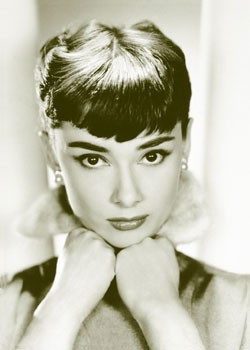 Posters Plakát, Obraz - Audrey Hepburn - sepia, (61 x 91,5 cm)