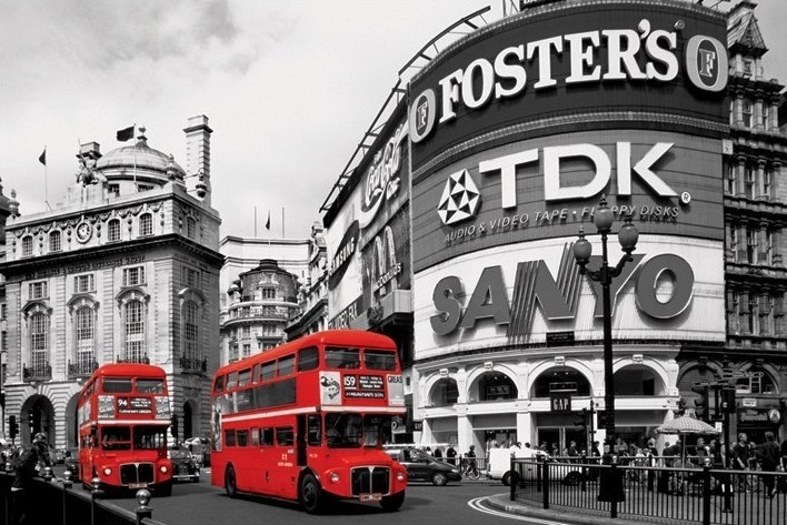 Posters Plakát, Obraz - London red bus - piccadilly circus, (91,5 x 61 cm)