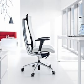 Action kancelářská židle bílá