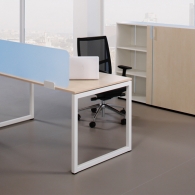 Moon O kancelářský stůl s modrou clonou