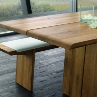 Nox - detail podnože stolu.
