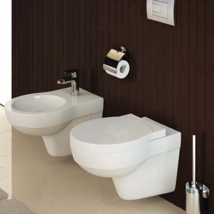 Varius závěsný klozet a bidet